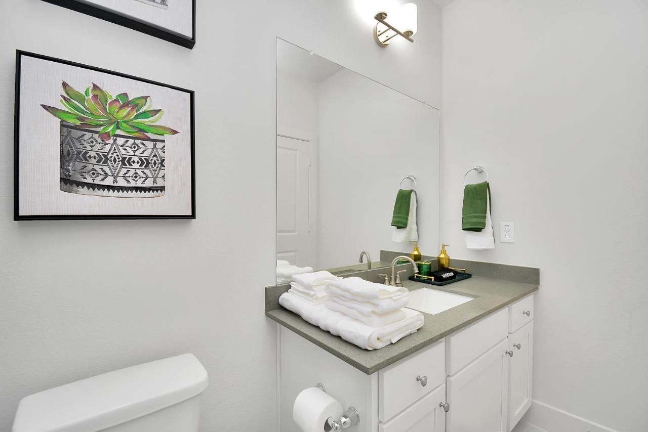Emerald Palace - New, Modern 3Br Townhome Close To Downtown, Nrg, Med Ctr Houston Extérieur photo